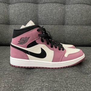Nike Women’s Air Jordan 1 Mid SE - Pink Berry